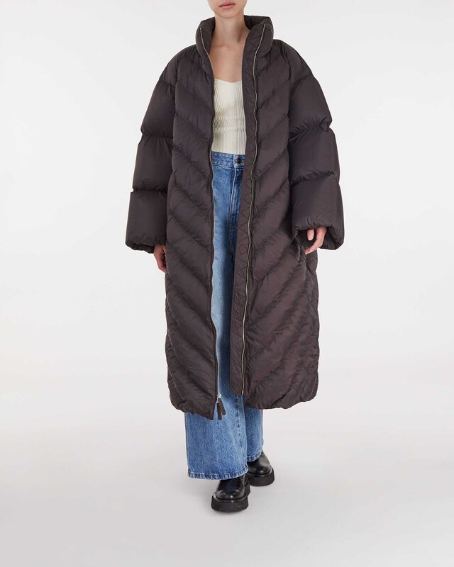 Khaite Farrow Puffer Mörkbrun S