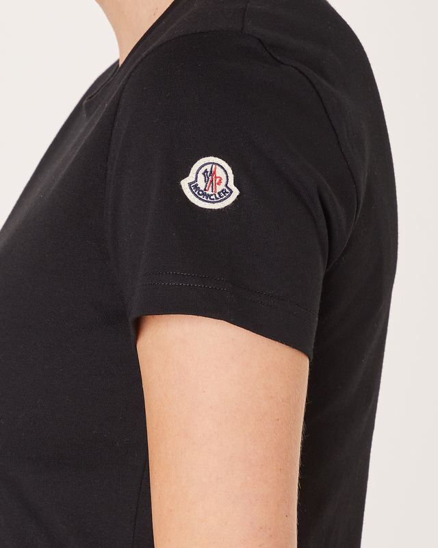 monclere t shirt