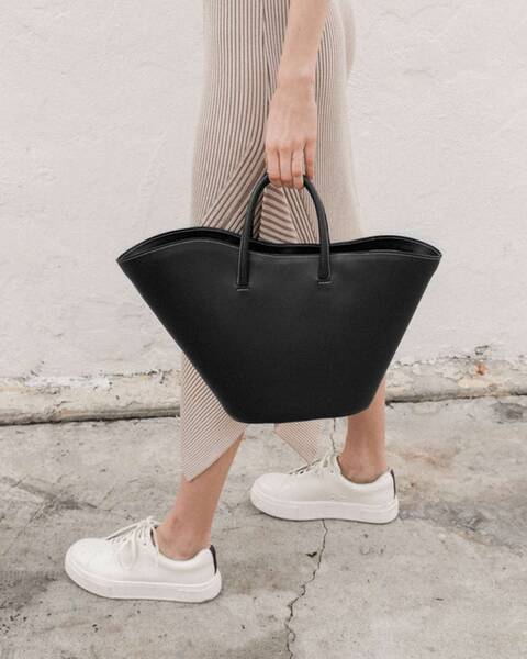 Väska Open Tulip Tote Medium  Svart 2