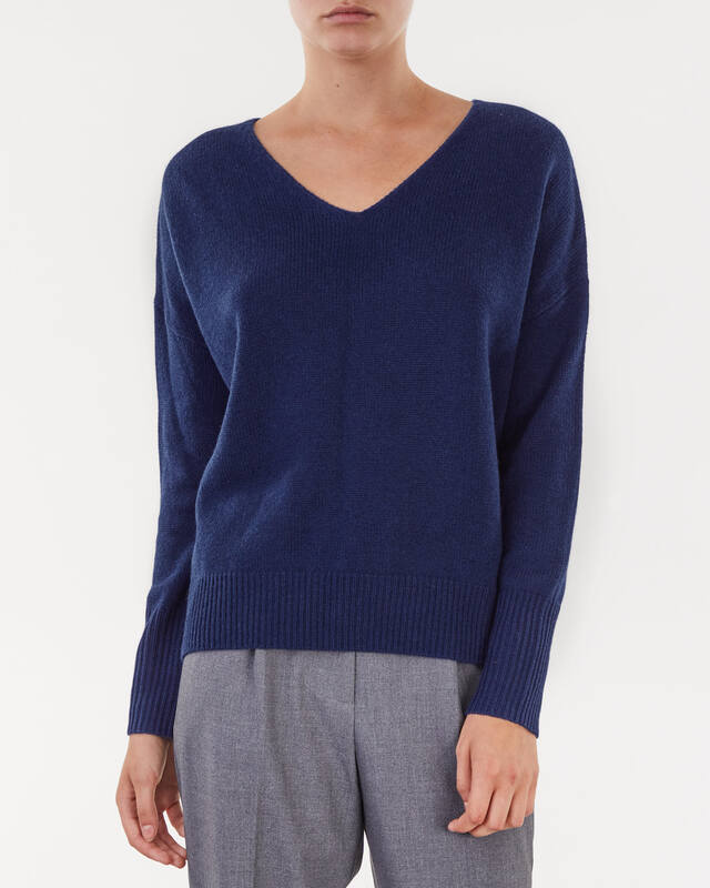 Wakakuu Icons Tröja Merle V-neck Knit Navy S