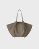 YUZEFI Bag XL Mochi Pebble Grain Leather Taupe ONESIZE