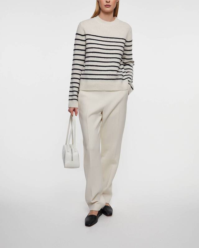 Almada Label  Tröja Rae Crewneck Cashmere Stripe XL