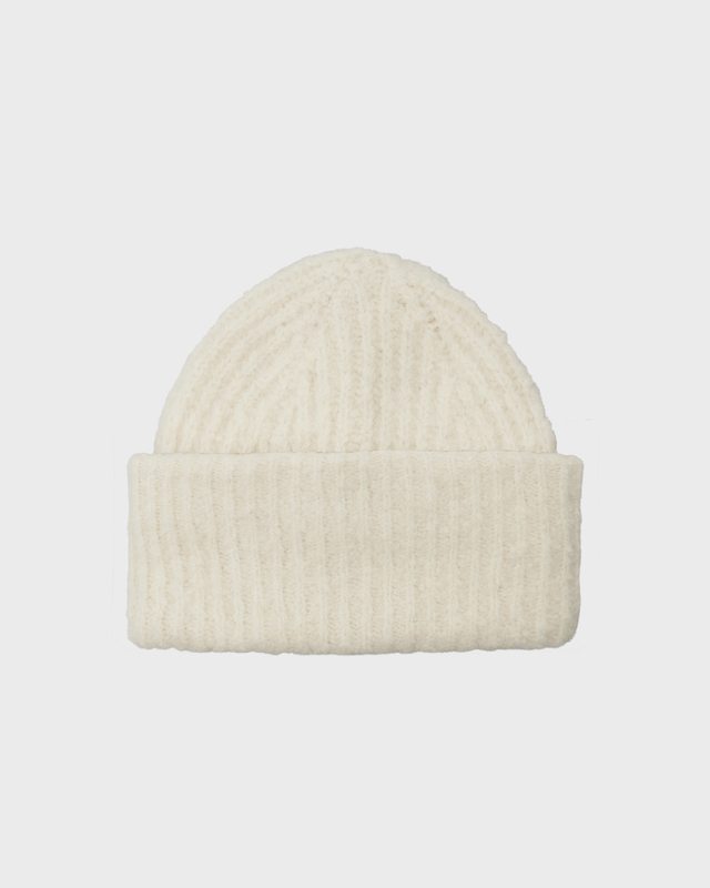 Wakakuu Icons Beanie Fluffy Hat White ONESIZE