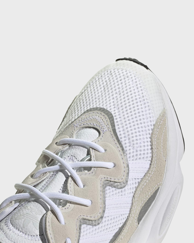 Adidas Sneakers OZWEEGO Vit UK 7,5 (EUR 41 1/3)
