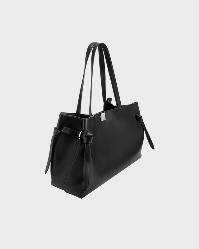 Yuzefi Toteväska Gyoza Smooth Leather Svart ONESIZE