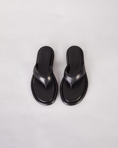 Sandals 5 Flat Thong  Black 2