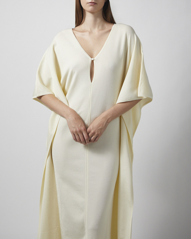 Malina Kaftan Janna Knitted V-Neck Maxi Pearl M