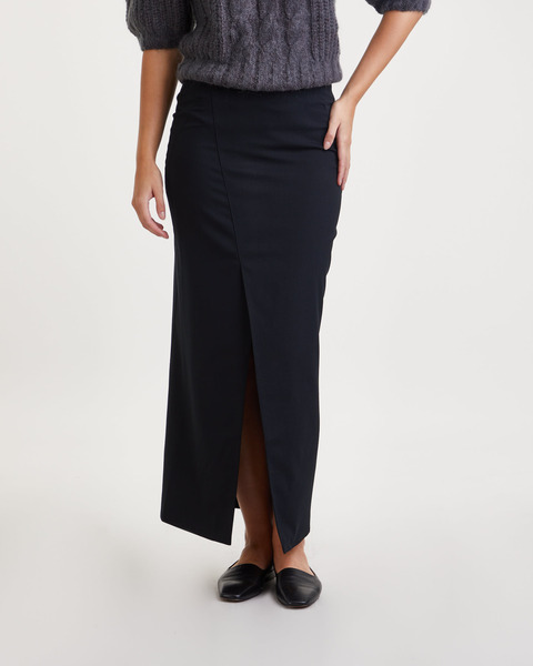 Skirt Tail Black 2