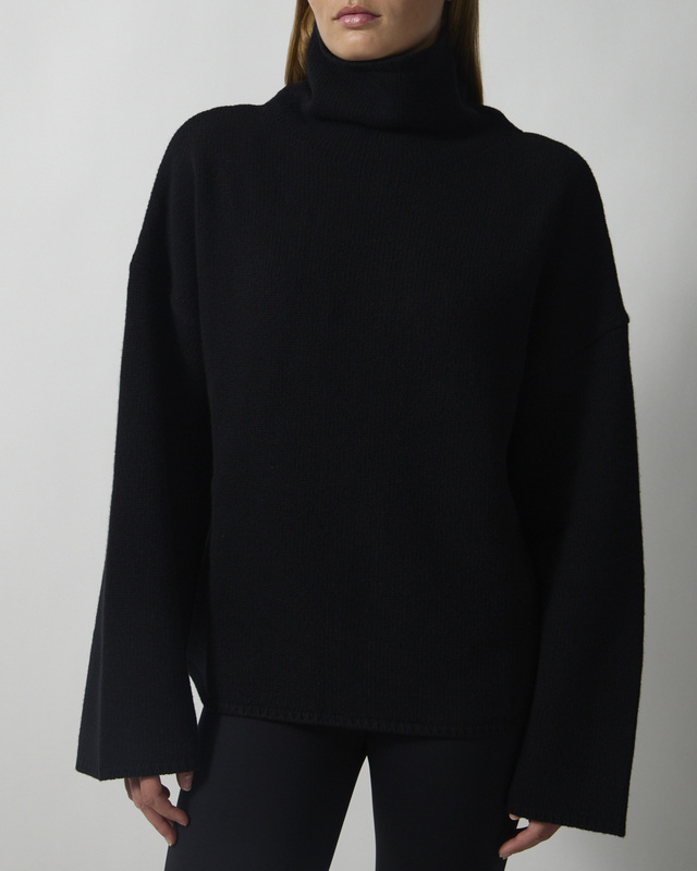 Almada Sweater Amie Black L