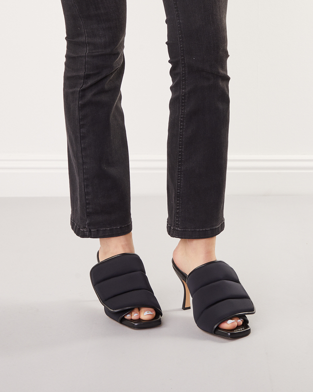 Gia Borghini Heel GIA4 Puffy Mule Svart EUR 38