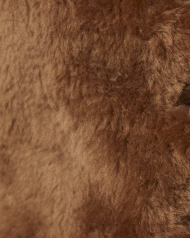 By Malene Birger Jakke Adeline Shearling Toffee 36