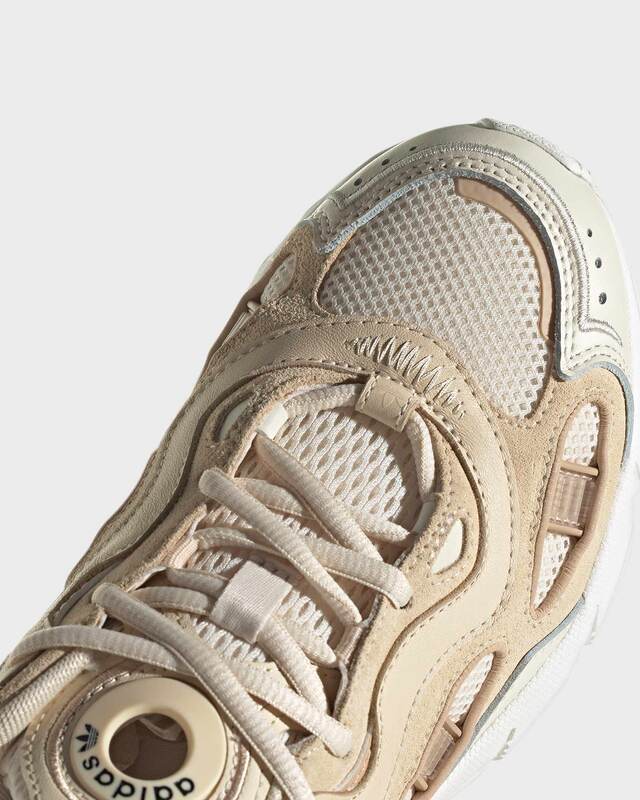 Adidas Sneakers adidas ASTIR SN Beige UK 3,5 (EUR 36)