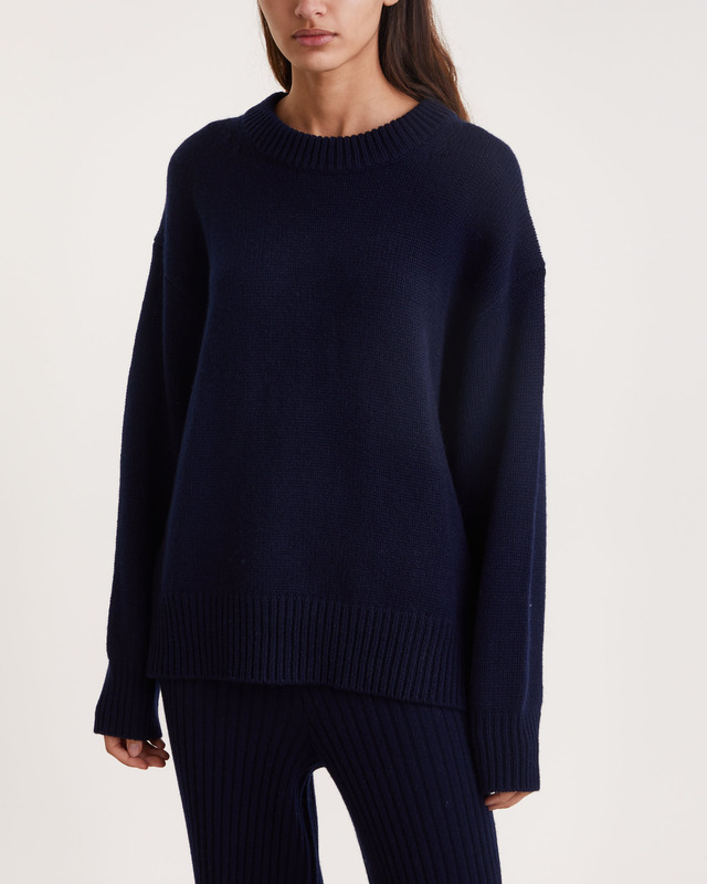 LISA YANG Tröja Renske Navy 2 (M-L)