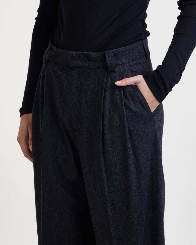 Teurn Studios Trousers Relaxed-Fit Pleated  Grey melange 40