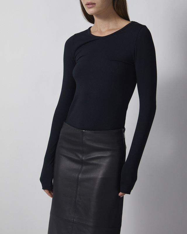 Wakakuu Icons Top Zoe Modal  Black S