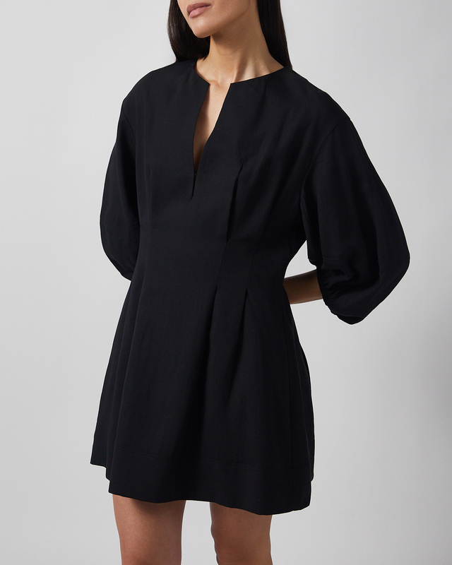 Wakakuu Icons Kjole Capri Black M