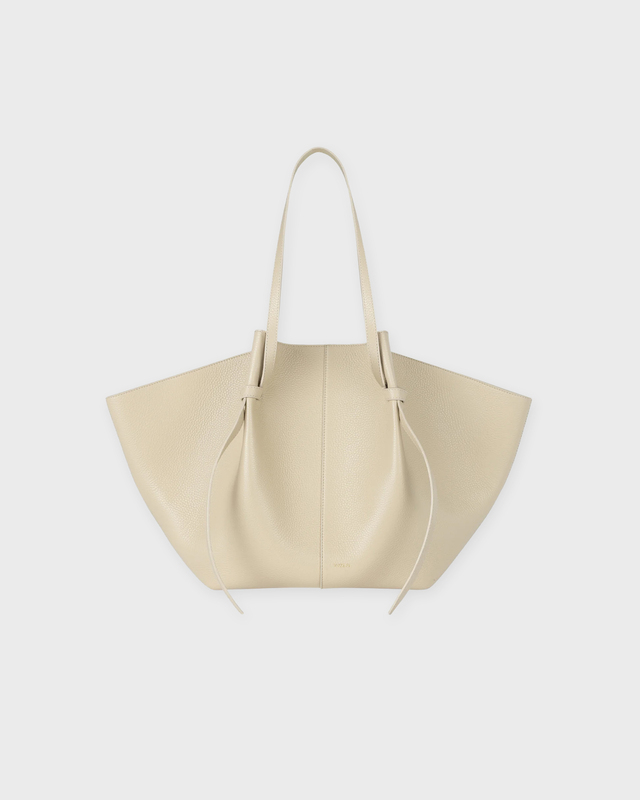 YUZEFI Väska XL Mochi Pebble Grain Leather Cream ONESIZE