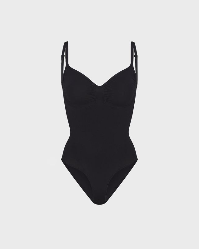 Skims Body Seamless Sculpt Brief Onyx 861