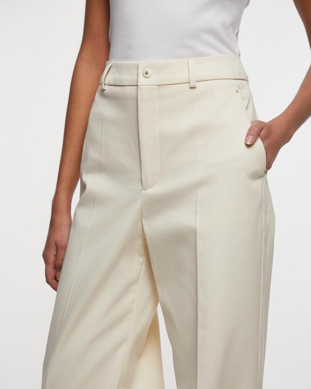 Moncler Byxor Tailored Cotton Gabardine Ljusbeige IT 40 (EUR 34)
