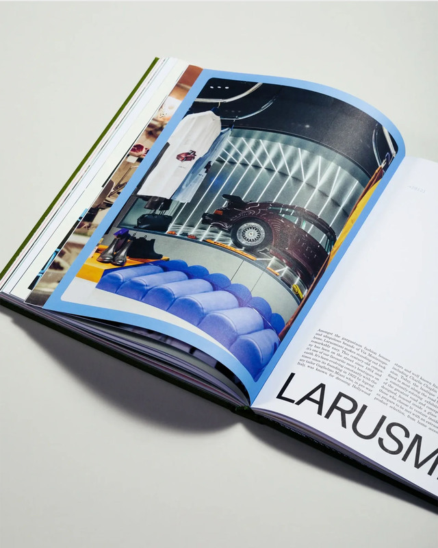 New Mags Bok Type 7 Guide to Milan Transparent ONESIZE