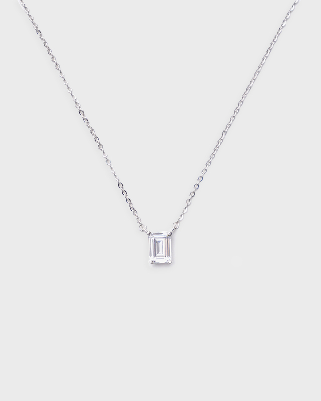 Izabel Display Necklace One Stone Necklace White ONESIZE