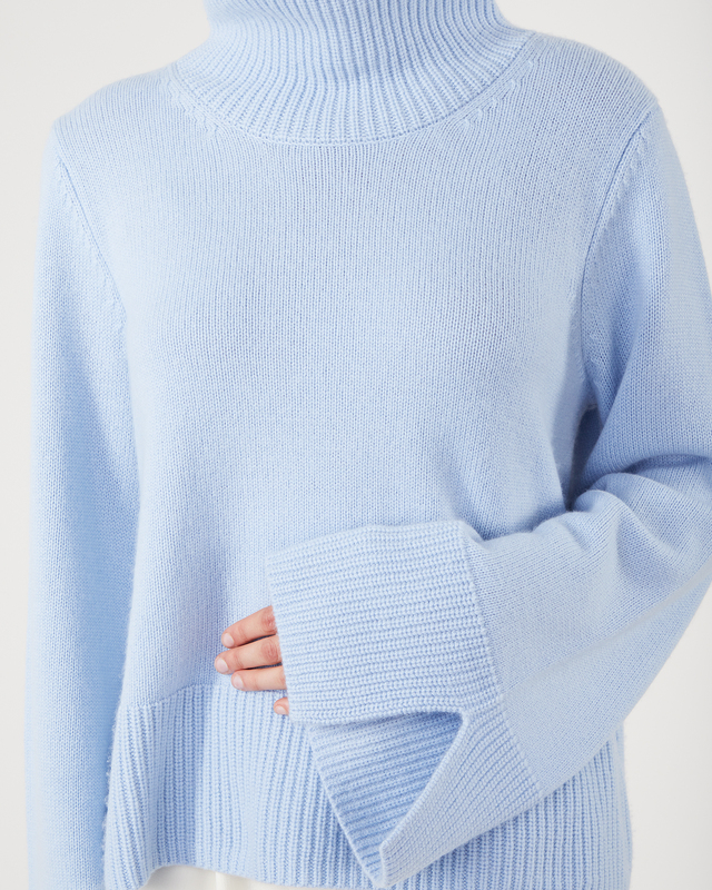 Wakakuu Icons Uma Polo Sweater Ljusblå M
