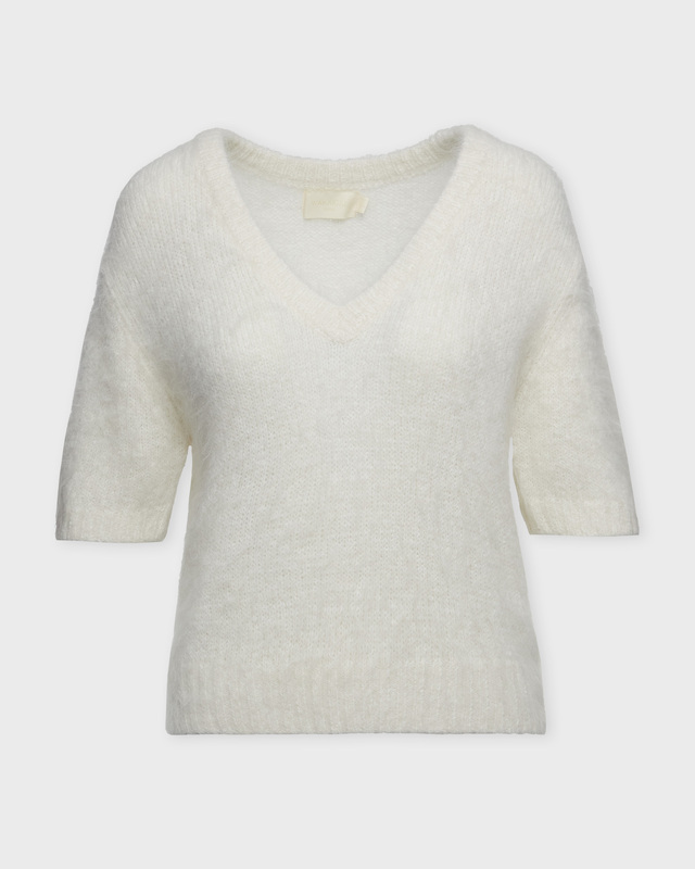 Wakakuu Icons Sweater Serena Fluffy Knit Creme M