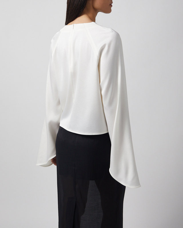 Wakakuu Icons Top Emmy Offwhite S