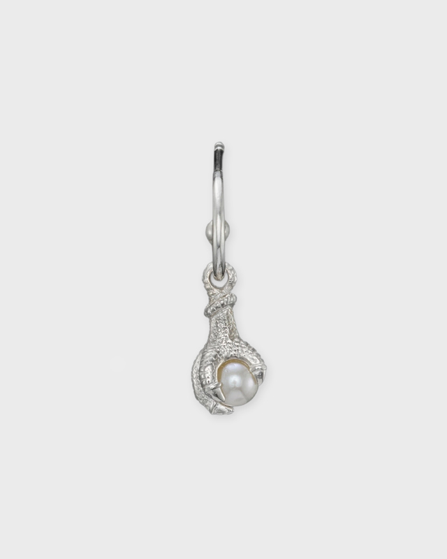 Maria Nilsdotter Earring Tiny Claw Pearl Silver ONESIZE