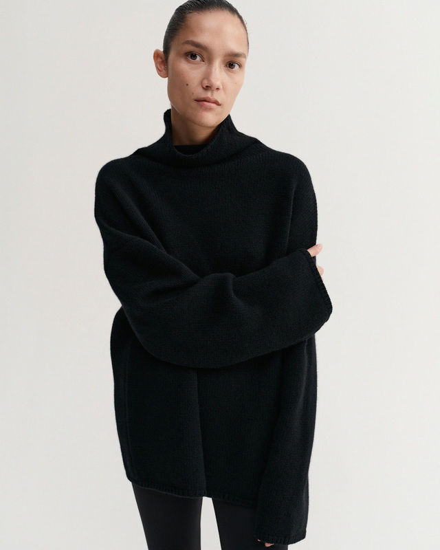 Almada Sweater Amie Black L