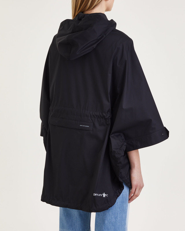Moncler Grenoble Vorassay Mantella  Black ONESIZE