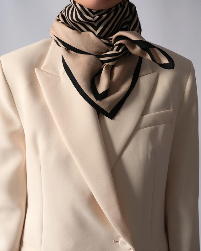 Le Scarf Scarf Wool Striped Svart/creme ONESIZE