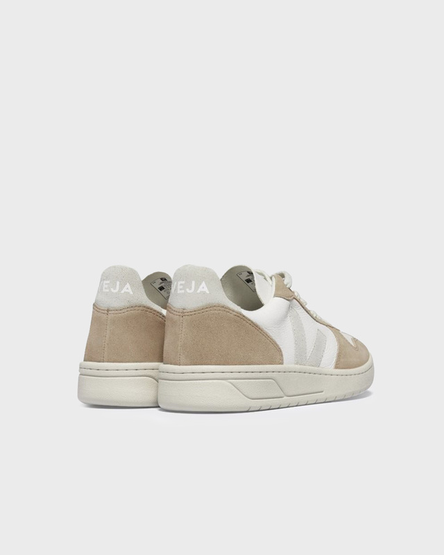 VEJA Sneakers V-10 Chrome Free Vit EUR 40