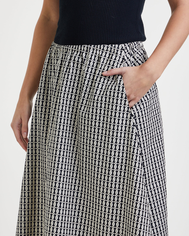 By Malene Birger Skirt Pheobes Svart/vit 42
