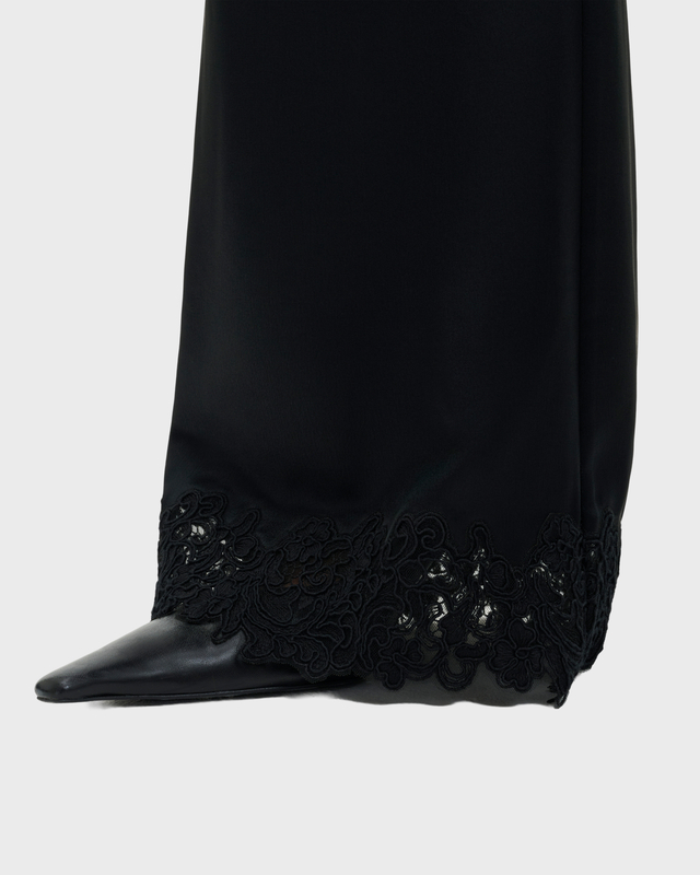 Malina Byxor Marine Satin Lace Hem Black 42