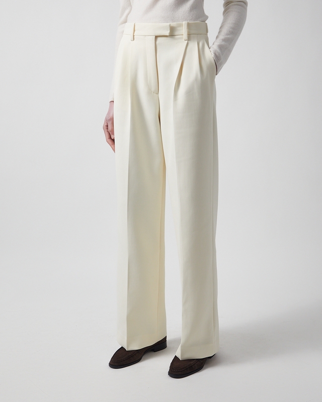 Almada Label  Trousers Amel Cream XS