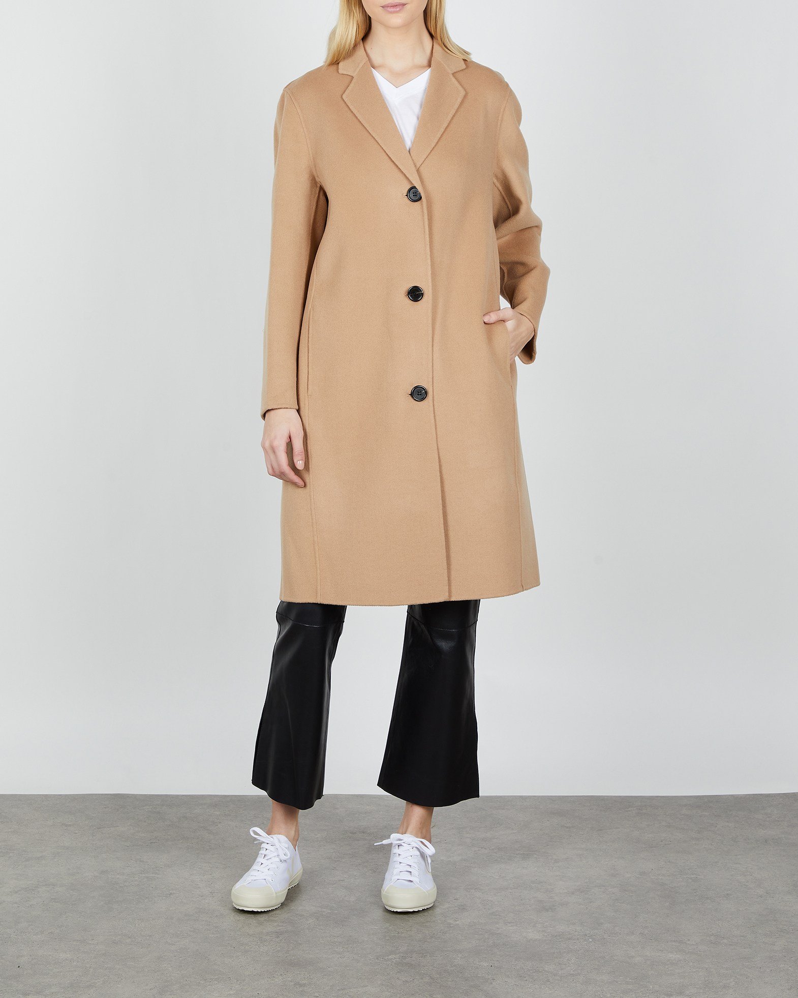 stand camel coat