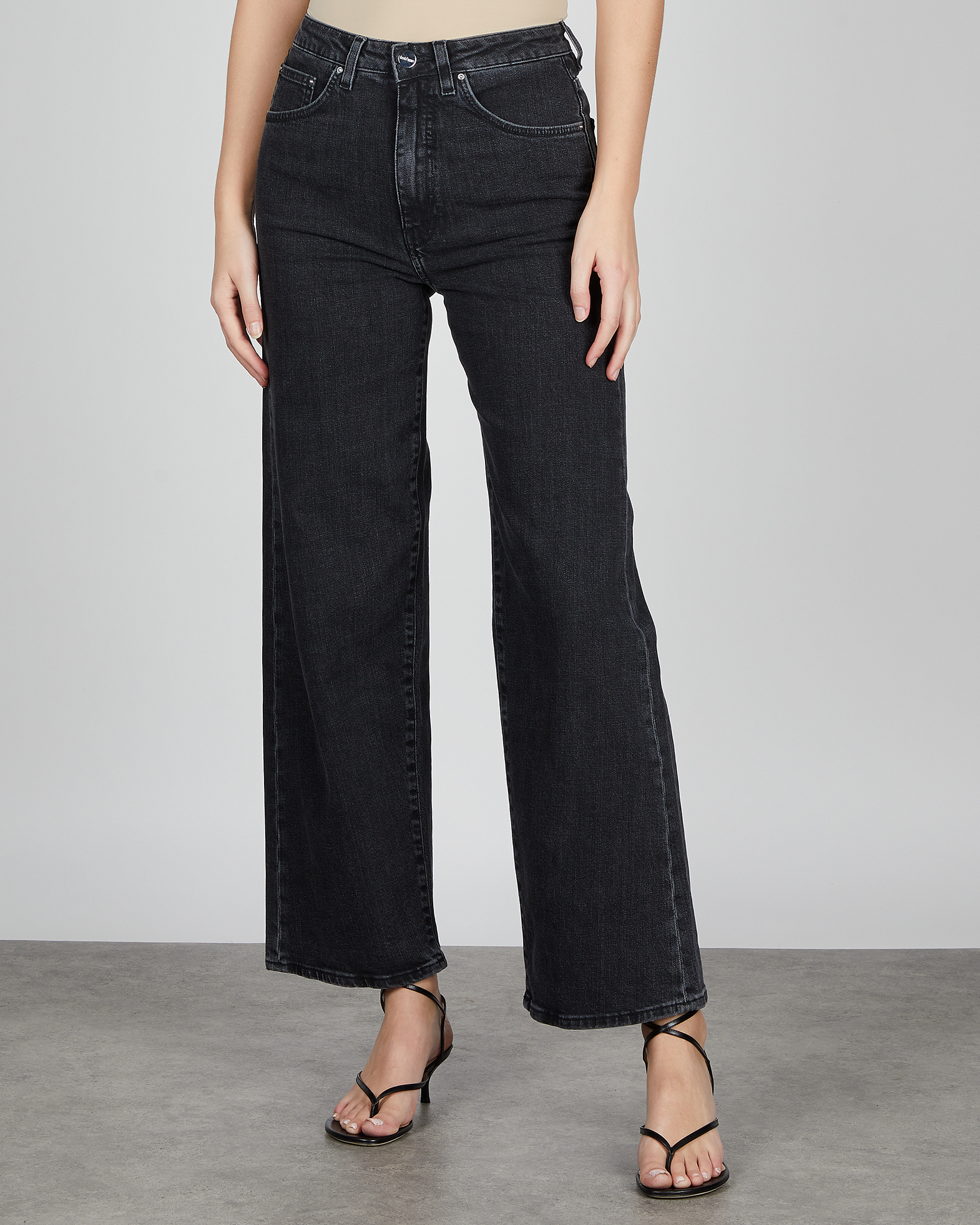 Totême - Jeans Flare Fit Denim | WAKAKUU
