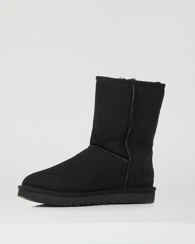 Ugg Boots Classic Short Black US 7 (EUR 38)