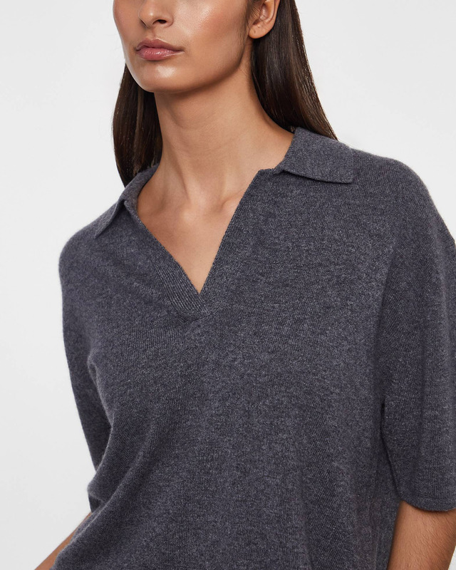 LISA YANG T-Shirt Neela Cashmere Grå 1 (S-M)