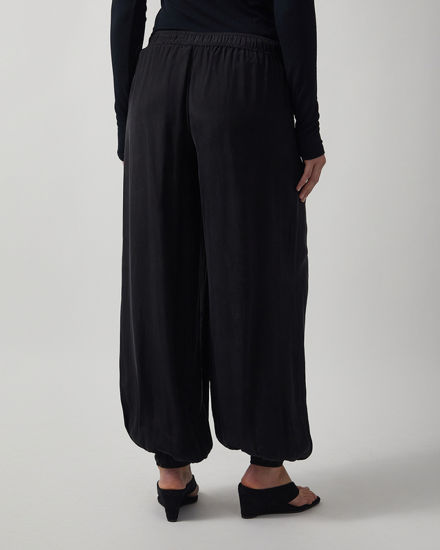 Wakakuu Icons Trousers Ballon Cupro Black M