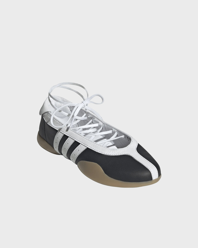 Adidas Sneakers Taekwondo Mei Svart UK 7 (EUR 40 2/3)