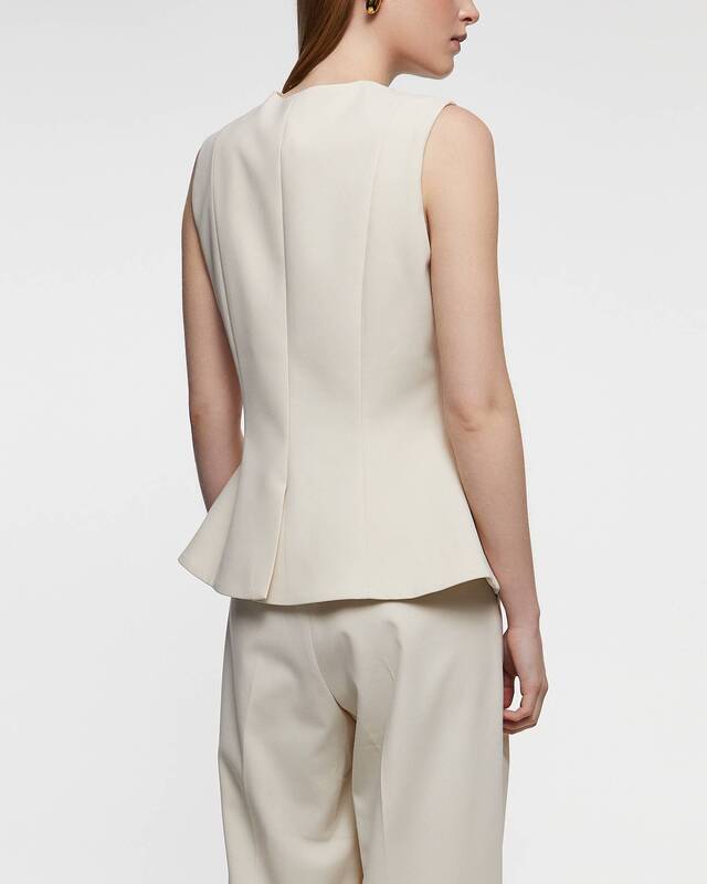 By Malene Birger Väst Merlin Pearl 42