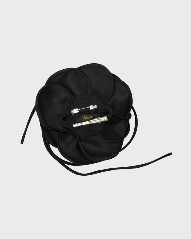 Pico Copenhagen Giant Satin Rose String Black ONESIZE