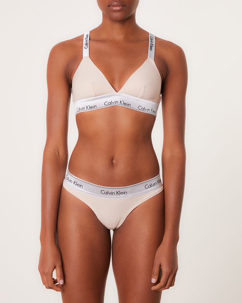 Calvin Klein | WAKAKUU
