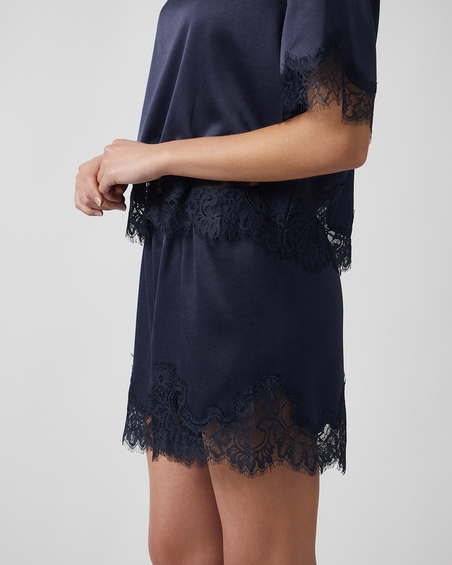 Wakakuu Icons Shorts Lola Lace  Navy L