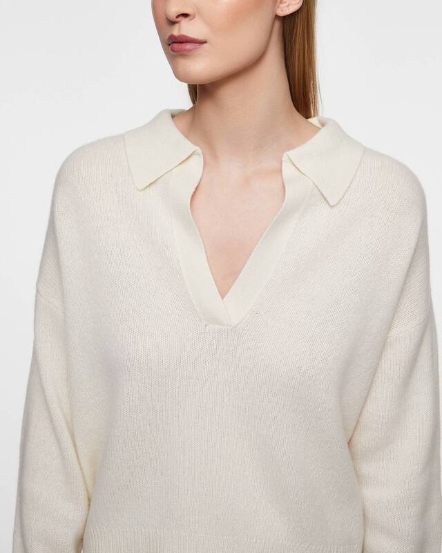 Almada Label  Tröja Kaia V-Neck Cashmere Creme XS