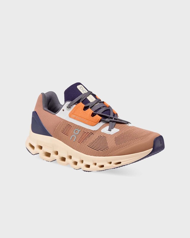On Sneakers Cloudstratus Multicolor 5 (EU 36)