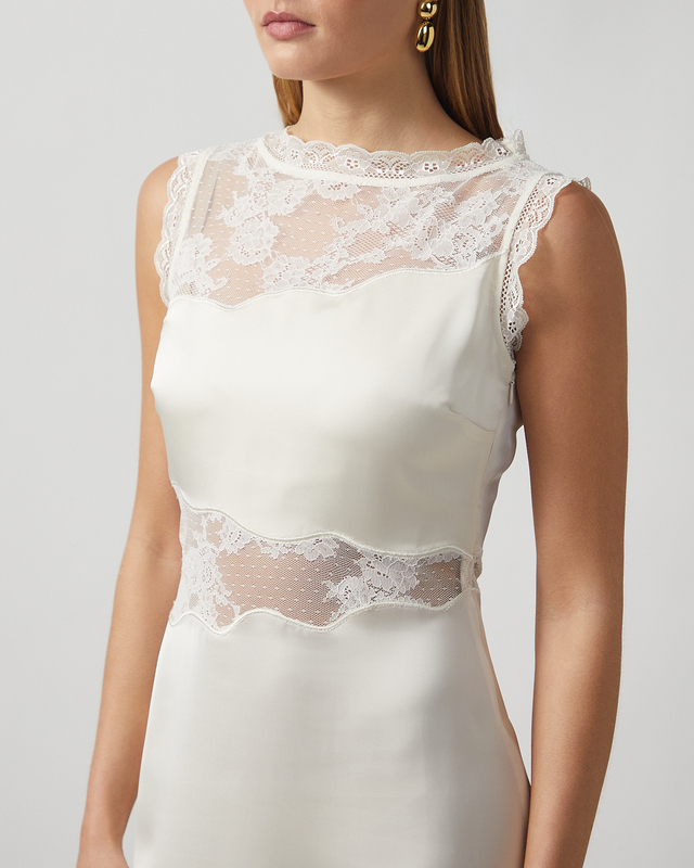 Malina Klänning Desire Lace Trimmed Cut Out Midi Vanilj 38