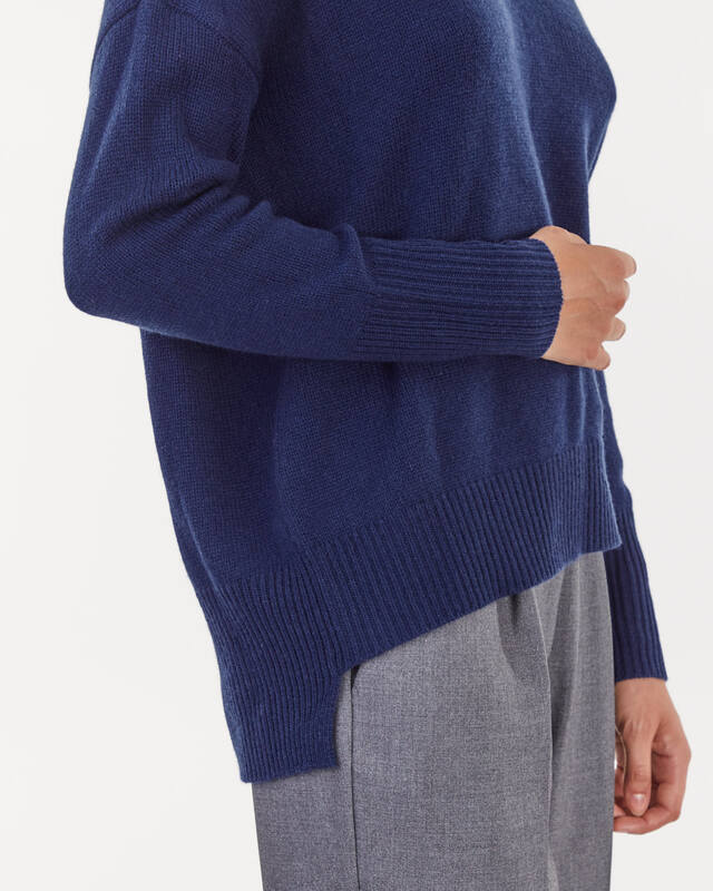 Wakakuu Icons Sweater Merle V-neck Knit Navy S